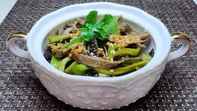 乾燥ユリのつぼみを使った煮込みトリッパの作り方：18