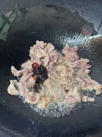 アスパラガス、キクラゲ、豚肉の炒め物の作り方：6