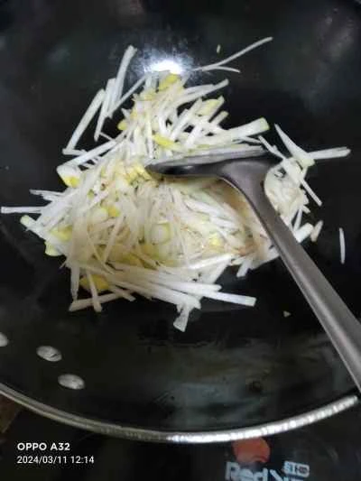 肉入り千切り大根炒めの作り方：4