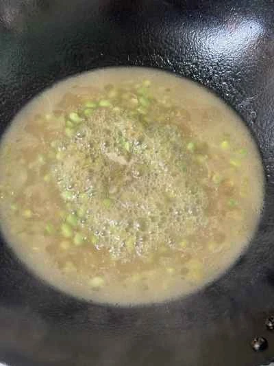 枝豆と豆腐の皮を使った牛肉の煮込みの作り方：12