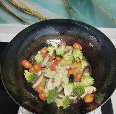 旬の野菜炒めの手順：3