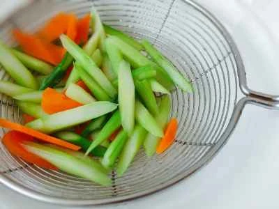 アスパラガスと肉の炒め物の作り方：7