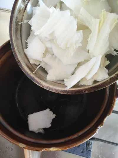 手切りキャベツと豚肉のスープの作り方：5