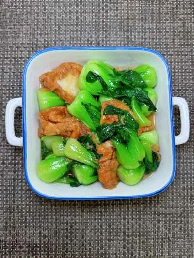 上海白菜とグルテンの炒め物のレシピ