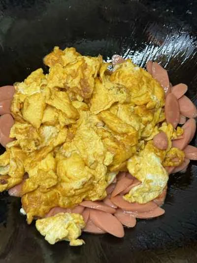 ハムとスクランブルエッグの作り方：6