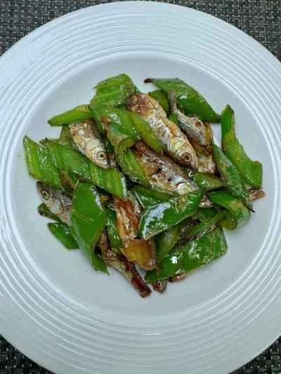 干し魚とピーマンの炒め物の作り方：12