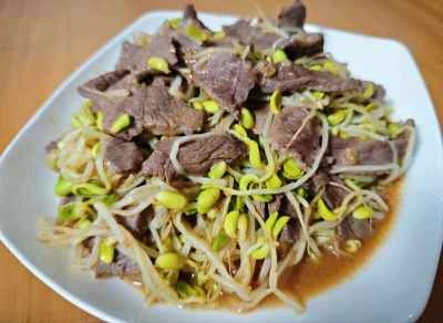 牛肉ともやしの炒め物のレシピ