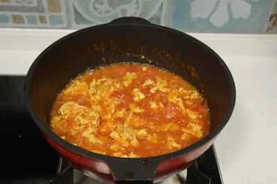 トマト入りスクランブルエッグの作り方：6