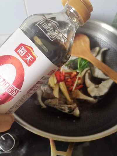 黒鯉の煮込みレシピ手順：5