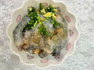 エビのおしゃれな食べ方：黄金麺エビフライの作り方：2