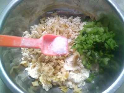 セロリ、ラムテール、タケノコ、豆腐のサラダの作り方：10