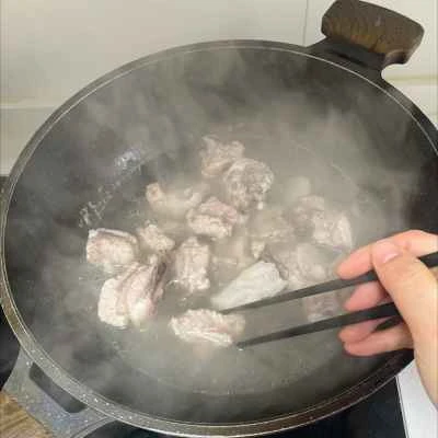 豚スペアリブの煮込みレシピの手順：4