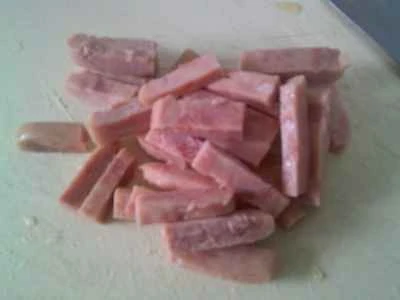 ランチョンミートとレタスの炒め物の作り方:3