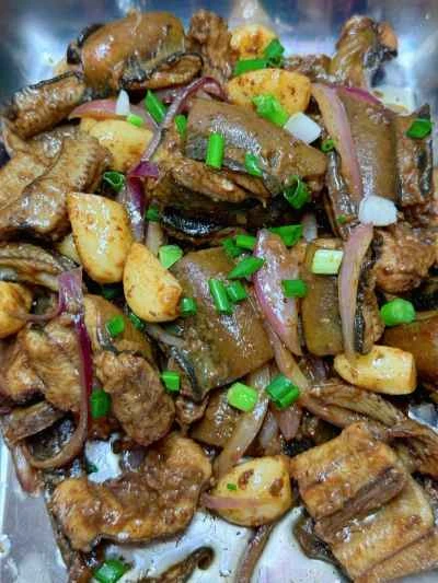 ニンニク入り鰻炒めの作り方：11