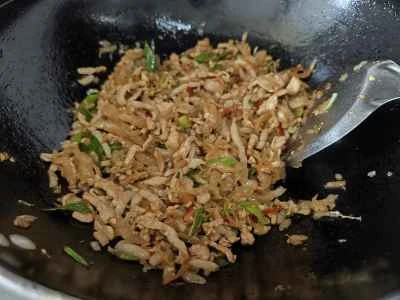 豚バラ肉とキャベツの酢漬け炒めの作り方：5