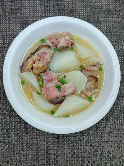 大根と豚足の煮込みのレシピ