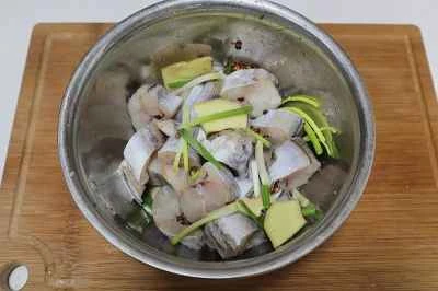 魚の切り身のソテーのレシピ手順：2