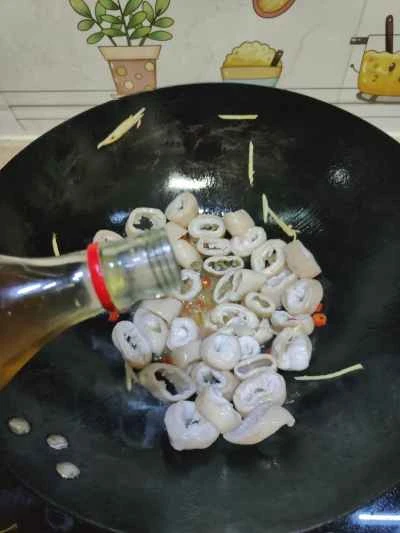 豚腸とキャベツのピクルス炒めの作り方：11