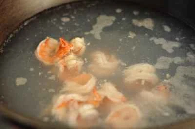 キュウリ、カシューナッツ、エビの作り方：3