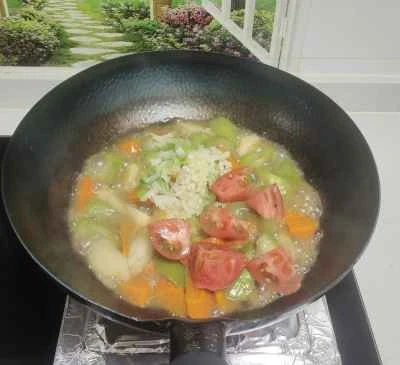 野菜を一緒に煮込む手順：5