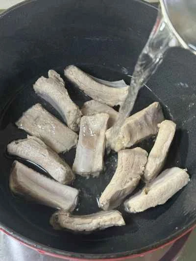 キャベツの酢漬け入り豚スペアリブの煮込みの作り方：5