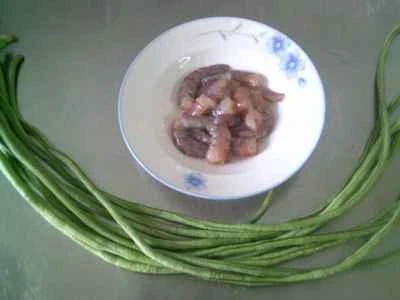 エビとインゲンの炒め物の作り方：1