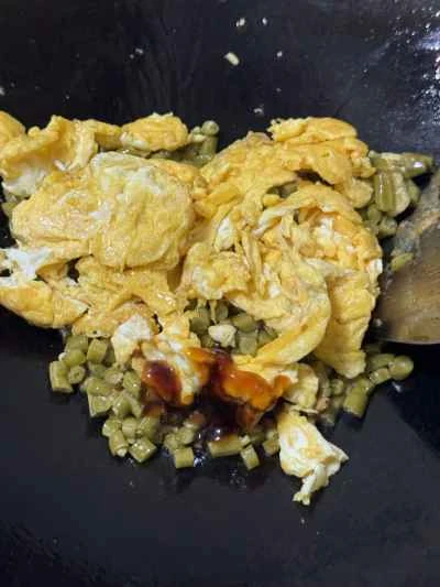 卵とインゲンの炒め物の作り方：9