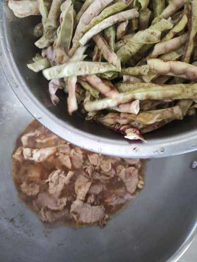 春雨とインゲン豆の煮込み豚肉の作り方：7
