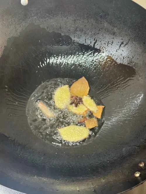 トマトと卵入り牛ブリスケットの煮込みの作り方：4