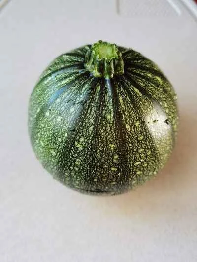 ベビーカボチャ入り豚バラ肉の煮込みレシピ手順：1