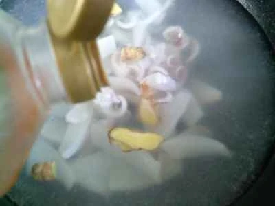 イカとブロッコリーの炒め物の作り方：11