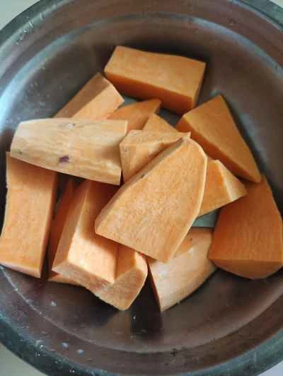 サツマイモと鴨の胸肉の作り方：2