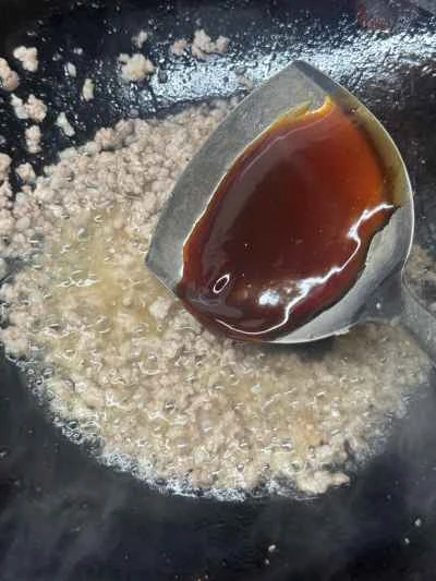 ひき肉、塩卵、ピーマンの炒め物の作り方：6