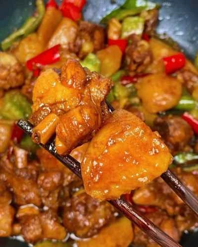 鶏肉の煮込み（甘辛バージョン）レシピ手順：3