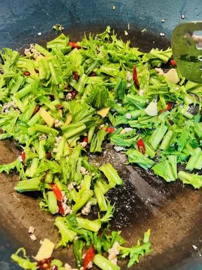 豆腐と高菜の漬物炒めの作り方：4