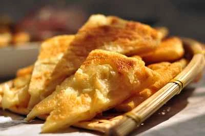 フラットブレッド入り魚の頭のシチュー：12ステップ