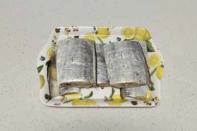 フライパンで焼いたリボンフィッシュのレシピ手順：1