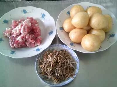 乾燥タケノコと野菜を詰めた蒸しグルテンの作り方：1