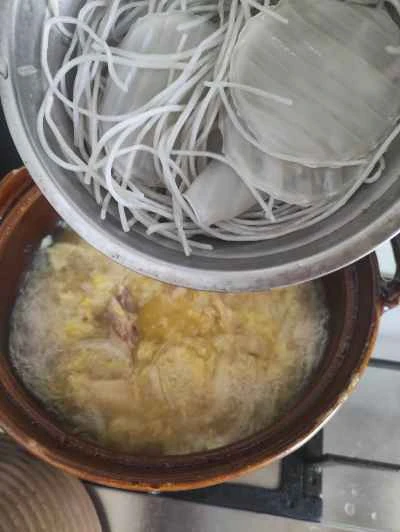 ベビーチンゲン菜と春雨を使った鶏肉の煮込みの作り方：7