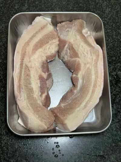 オルレアン風ハニーグレーズポークベリーの作り方：1