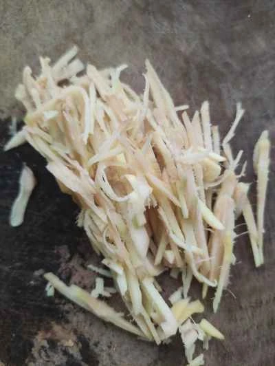 鶏の内臓と生姜の炒め物の作り方：3