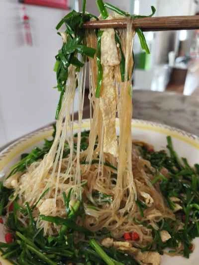 春雨入りチャイブサラダのレシピ