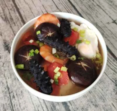 新鮮な料理の鍋レシピ