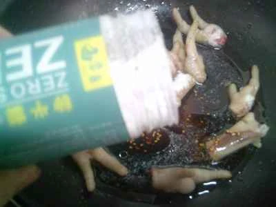 カタツムリと鶏足の炒め物の作り方：10