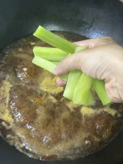 豚の腸と胃袋の煮込みの作り方：9