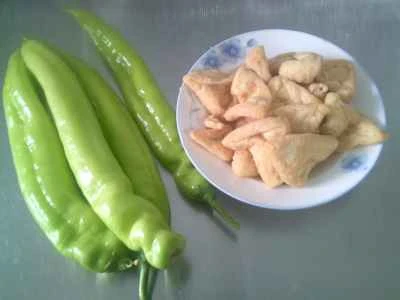 油で煮込んだピーマンの作り方：1