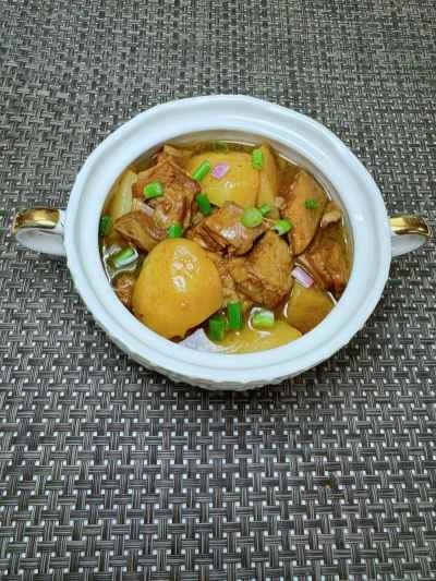 ラム肉とジャガイモの煮込みのレシピ