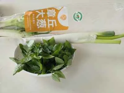 バジルとネギの鶏もも肉レシピ 手順：2