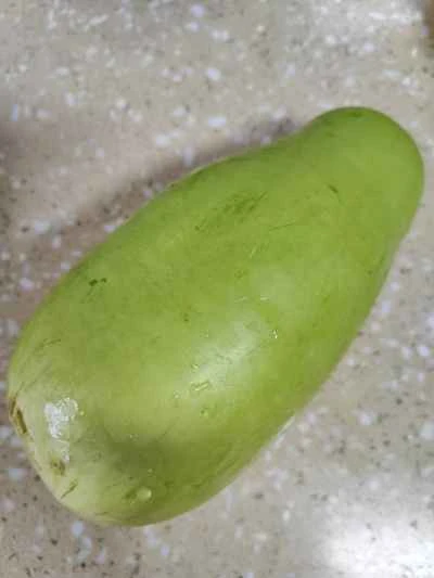 豚バラ肉とひょうたんの炒め物の作り方：1