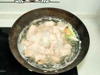 豚バラ肉の煮込みレシピの手順：1